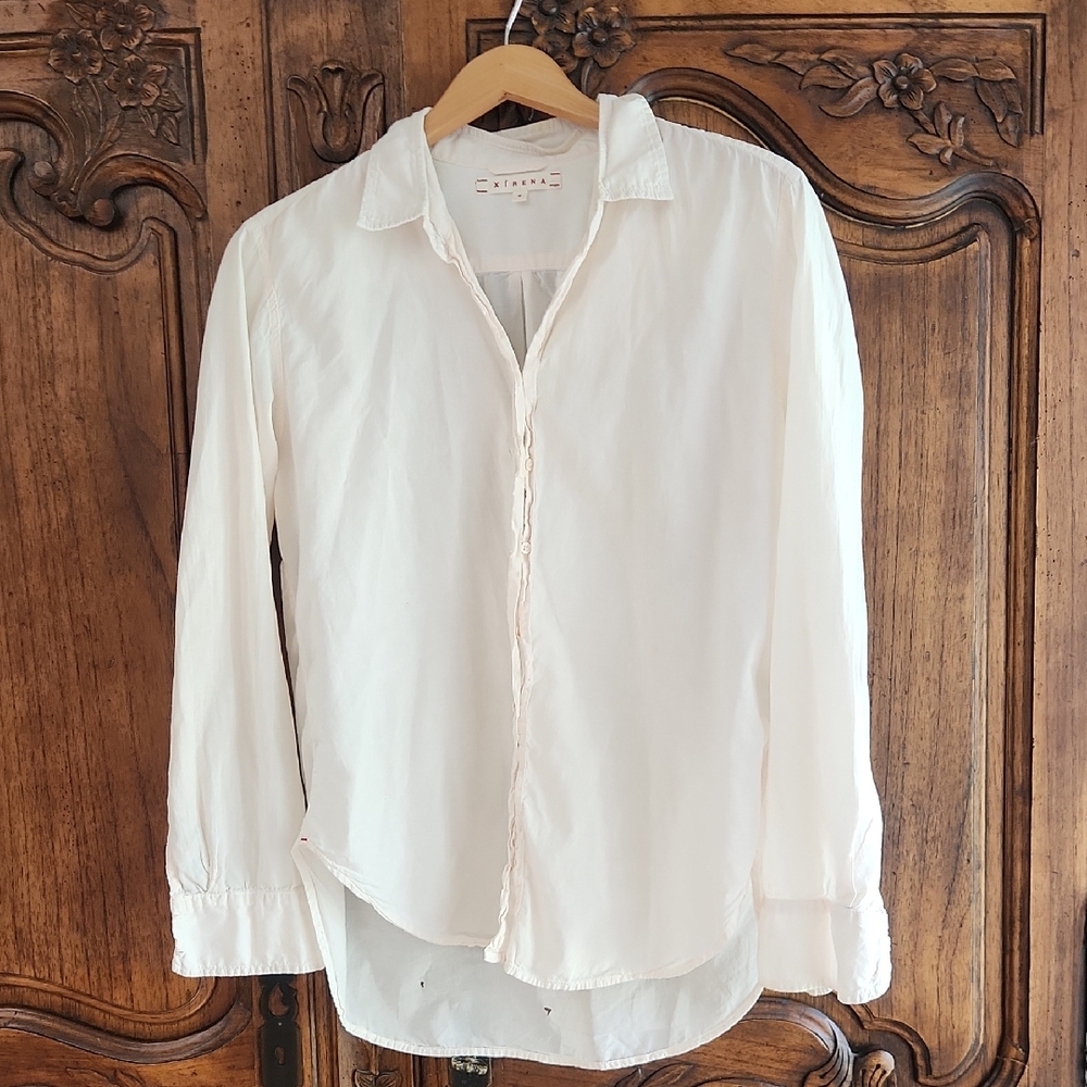 XiRENA Cream Button-Up Blouse